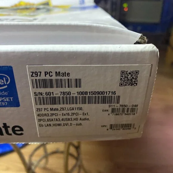 MSI Z97 PC Mate Motherboard w/ I/O Shield, Driver CD, Manual  Unused Box Damage - Picture 9 of 11